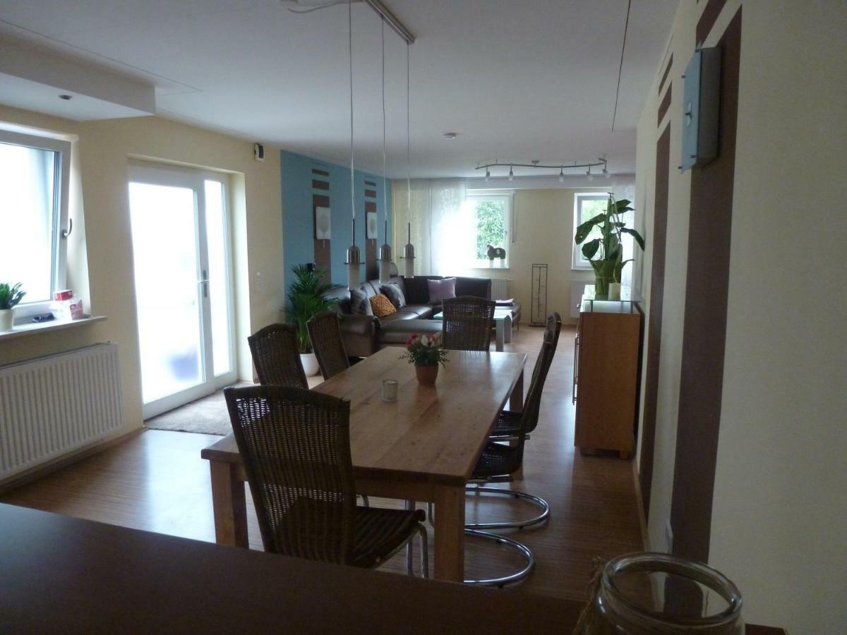 Ferienwohnung Eisele Heike Гюнцбург Экстерьер фото