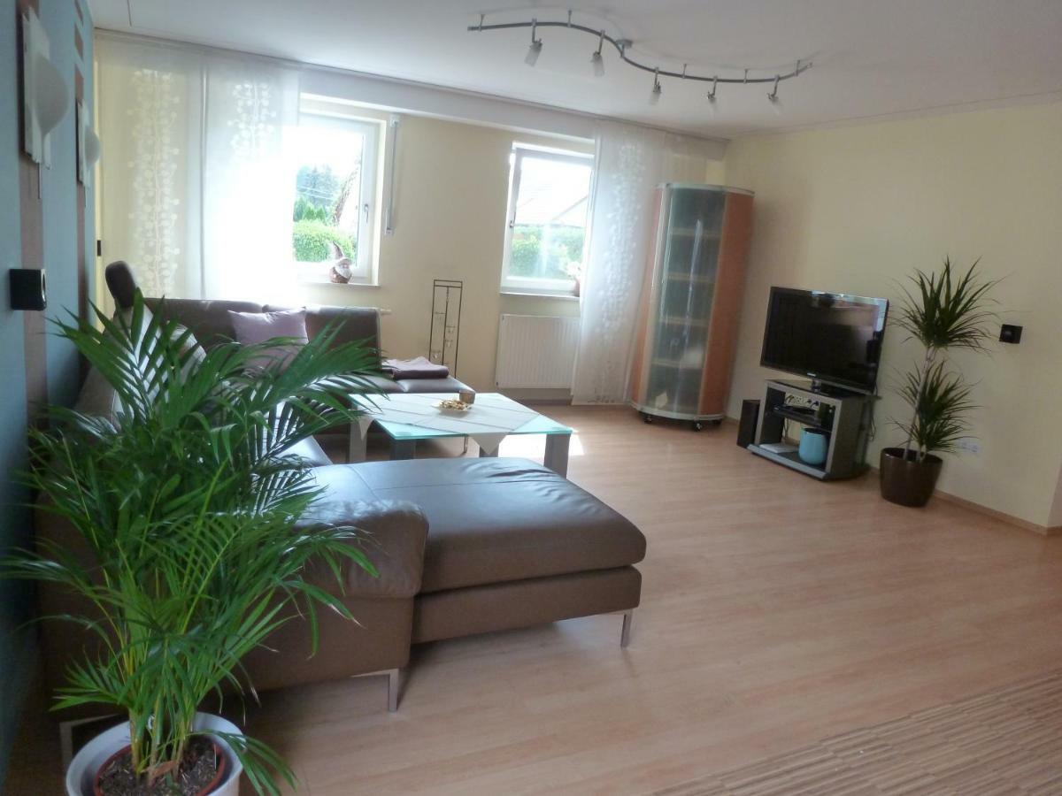 Ferienwohnung Eisele Heike Гюнцбург Экстерьер фото